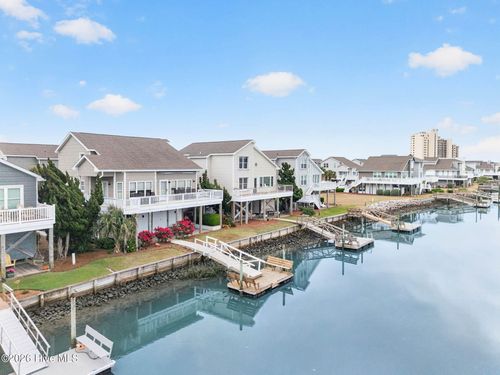 9 Sandpiper Dr, Ocean Isle Beach, NC, 28469-7650 | Card Image
