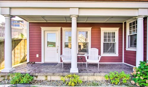 10-20 Lafayette Ave, Grand Haven, MI, 49417-1340 | Card Image