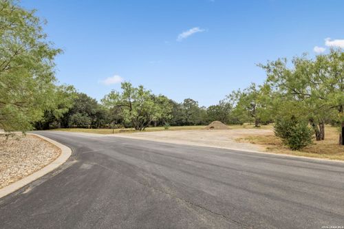 W19028 Moon Ray, Horseshoe Bay, TX, 78657 | Card Image