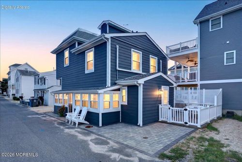 69 Spray Way, Lavallette, NJ, 08735-3223 | Card Image