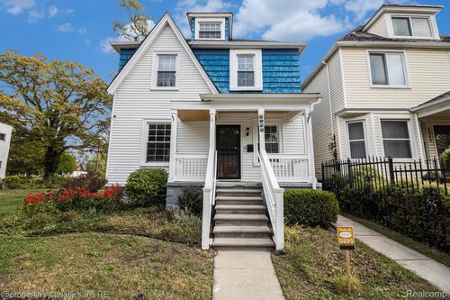 2144 Fischer St, Detroit, MI, 48214-2853 | Card Image