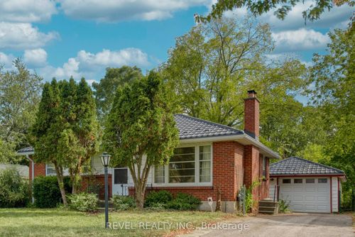 143 Oakside St, London, ON, N5Y1E8 | Card Image