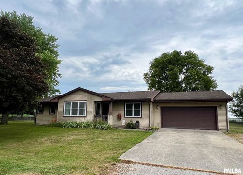17477 River View Rd, Petersburg, IL, 62675-7540 | Card Image