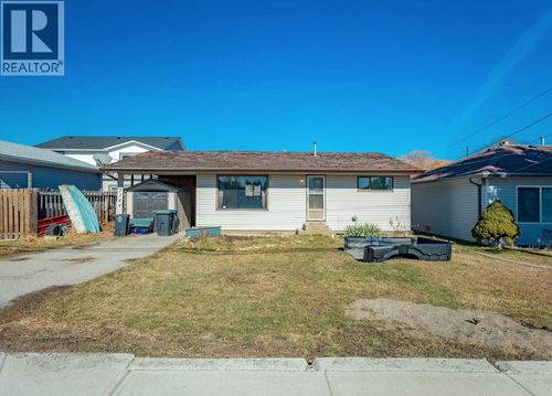 3144 Woodsdale Rd, Lake Country, BC, V4V1X8 | Card Image