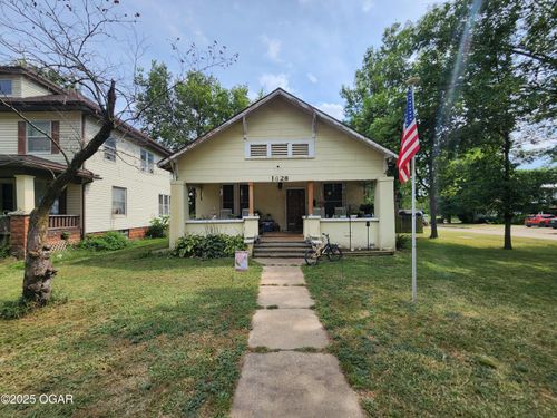 1628 Appleton Ave, Parsons, KS, 67357-4328 | Card Image