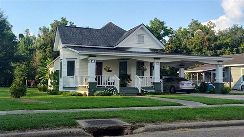 302 Clara St, Jennings, LA, 70546-5234 | Card Image