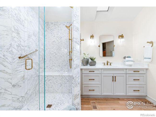 Separate Double Vanities | Image 21