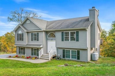 172 Schoolhouse Road, House other with 4 bedrooms, 2 bathrooms and null parking in Mount Hope NY | Image 3