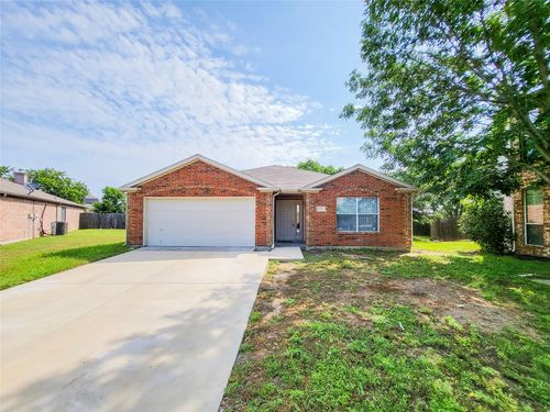 8401 Asheville Ln, Fort Worth, TX, 76123-1657 | Card Image