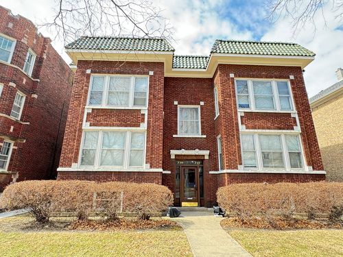 737 Clarence Ave, Oak Park, IL, 60304-1390 | Card Image