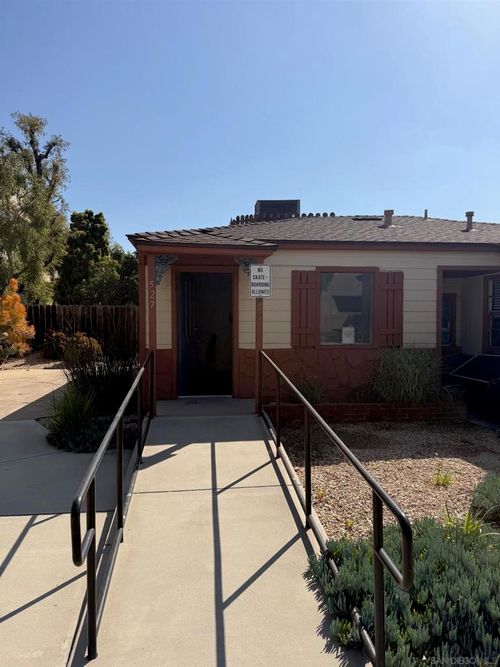 527 3rd Avenue, Chula Vista, CA, 91910 | Card Image