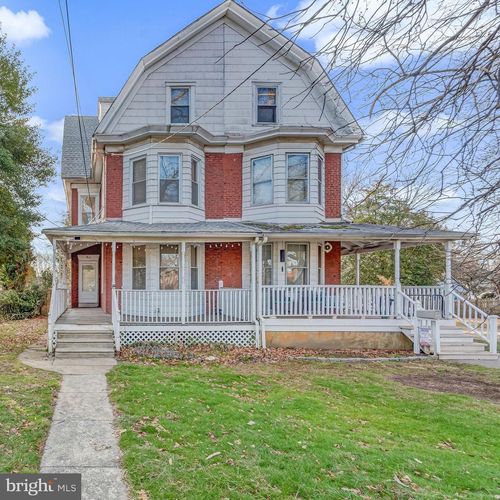 424 White Horse Pike, WEST COLLINGSWOOD, NJ, 08107-1910 | Card Image