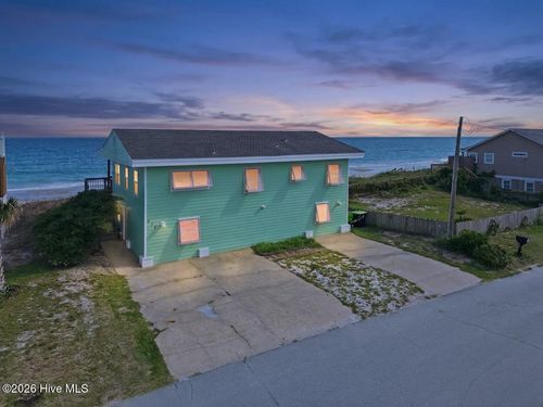 616 N Shore Dr, Surf City, NC, 28445-6648 | Card Image