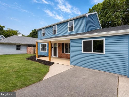 61 Pageant Ln, Willingboro, NJ, 08046-2703 | Card Image
