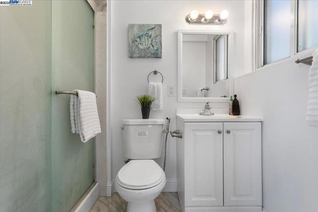 20 Martgate Street, House other with 3 bedrooms, 2 bathrooms and 2 parking in Daly City CA | Image 30