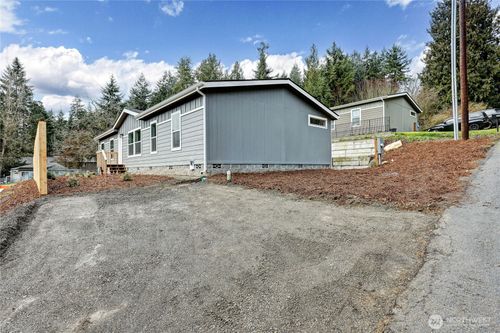 3613 Burwell St, Bremerton, WA, 98312-3505 | Card Image