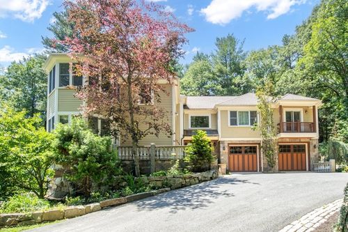 39 Westbrook Ln, Westwood, MA, 02090-1724 | Card Image