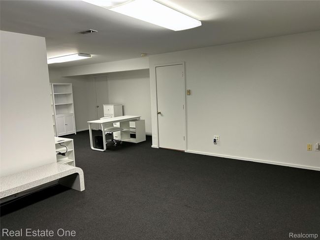 Finished Basement | Image 28