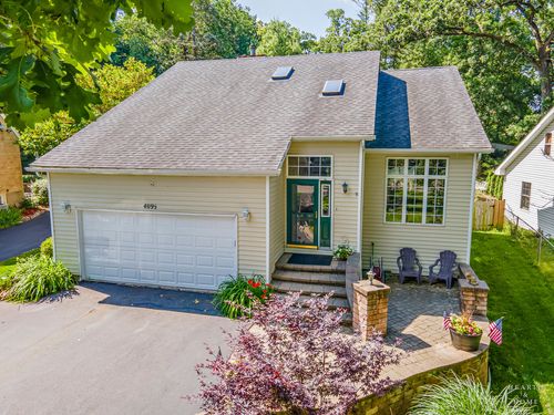 409 1/2 Concord Ave, Fox River Grove, IL, 60021-1814 | Card Image