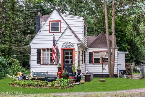 747 W Veterans Highway, Jackson, NJ, 08527 | Card Image