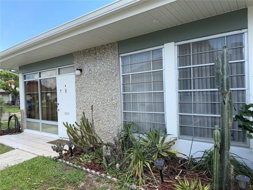 d-4340 Tahitian Gardens Cir, HOLIDAY, FL, 34691-3725 | Card Image