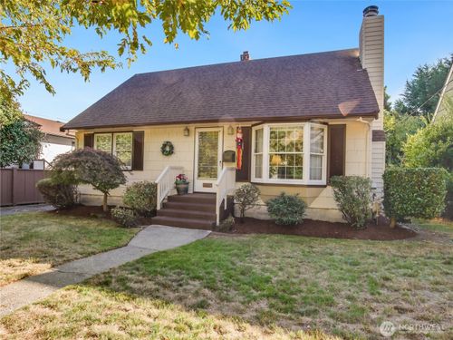 3007 Nw 64th St, Seattle, WA, 98107-2570 | Card Image