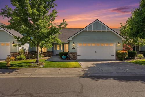 91 Morning Dove Trl, Eagle Point, OR, 97524-9737 | Card Image