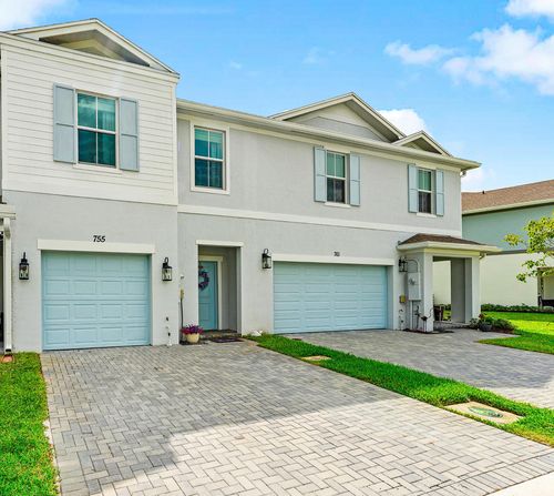 755 Ne Trailside Run, Port St Lucie, FL, 34983-3535 | Card Image