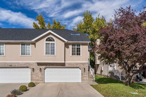 2025 Cotton Willow Ln, Holladay, UT, 84117-7042 | Card Image