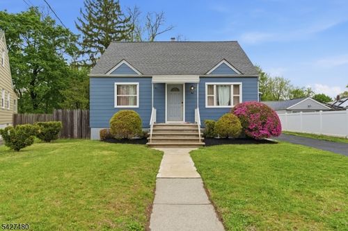 1 Park Pl, North Brunswick, NJ, 08902-1818 | Card Image