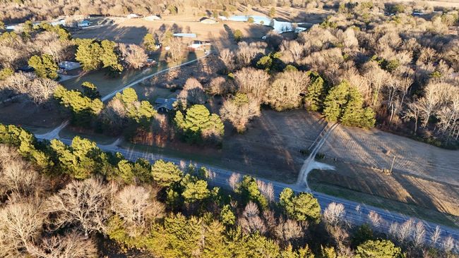 484 Us Highway 259 N, House other with 3 bedrooms, 3 bathrooms and null parking in De Kalb TX | Image 5