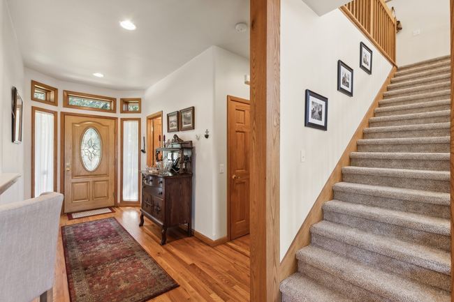 Foyer | Image 14
