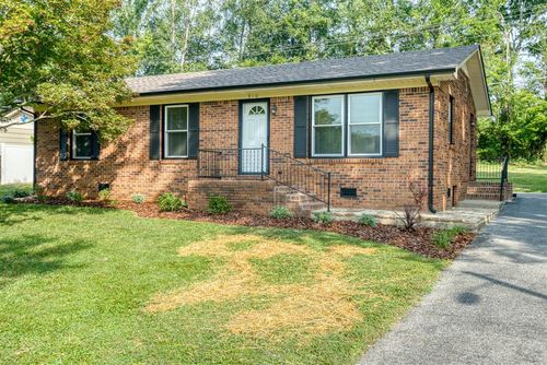 910 Mimosa Lane, Russellville, KY, 42276 | Card Image