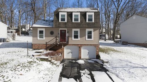 545 Chaparral Dr, Cranberry Twp, PA, 16066-6803 | Card Image