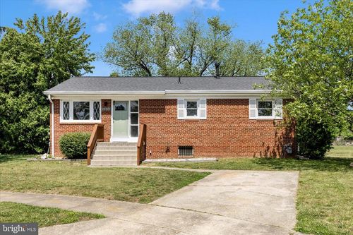 5806 Cheryl Ln, District Heights, MD, 20747-2752 | Card Image