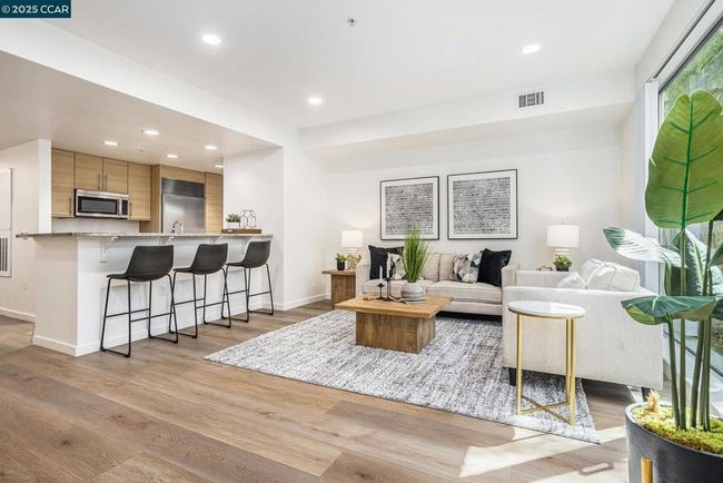 APT-148 - 1655 N California Blvd, Condo with 1 bedrooms, 2 bathrooms and 2 parking in Walnut Creek CA | Image 9