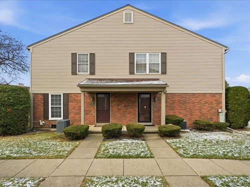 15913 N Franklin Dr, Clinton Township, MI, 48038-1030 | Card Image