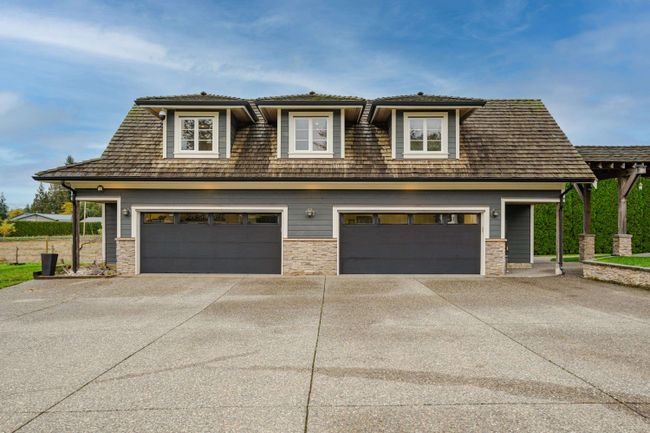 24648 Robertson Crescent, House other with 5 bedrooms, 4 bathrooms and 14 parking in Langley BC | Image 3
