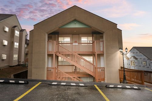 apt-4-38 Lantern Bay Rd, Branson, MO, 65616-7150 | Card Image