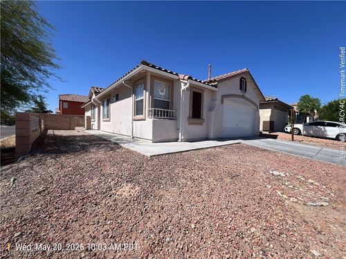 8027 Sapphire Cove Ave, Las Vegas, NV, 89117-2545 | Card Image