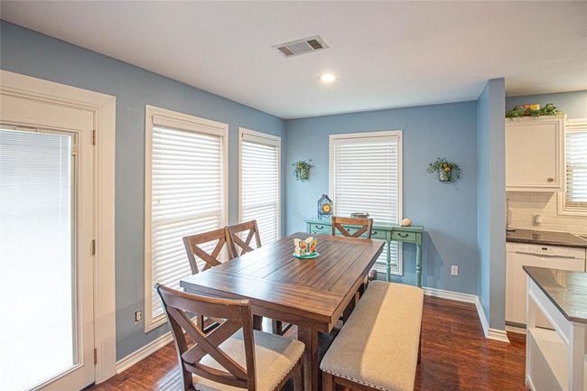 330 Holiday Ln, House other with 3 bedrooms, 2 bathrooms and 4 parking in Coldspring TX | Image 7