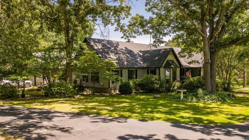 6 Springhill Dr W, Greenbrier, AR, 72058-9236 | Card Image