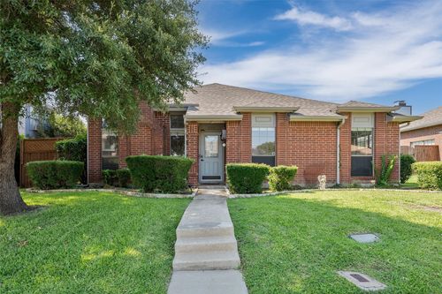 978 Downey Dr, Lewisville, TX, 75067-7435 | Card Image