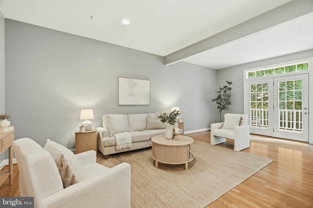 Residential in ANNAPOLIS 5