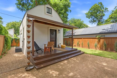 2-2519 E 4th St, Austin, TX, 78702-4711 | Card Image