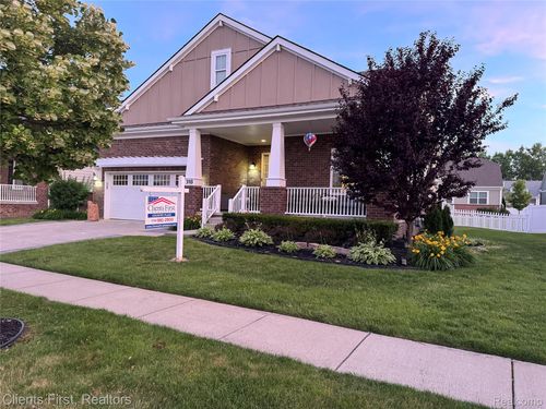 318 Province Ln, Canton, MI, 48188-5305 | Card Image