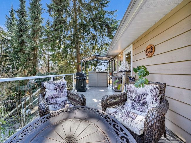 4422 Mountain Highway, House other with 5 bedrooms, 3 bathrooms and 2 parking in North Vancouver BC | Image 23