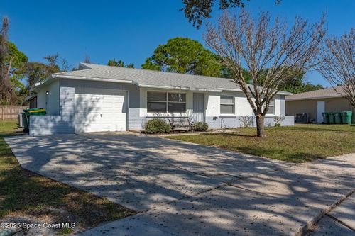 3744 N Sherwood Circle, COCOA, FL, 32926 | Card Image