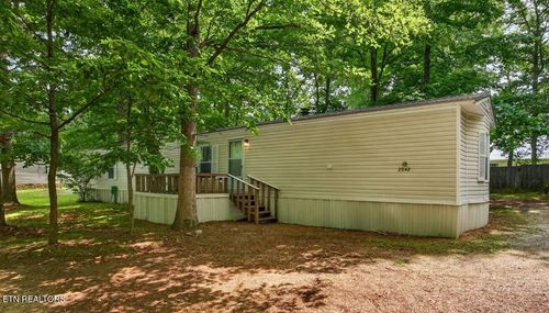 2942 Downing St, Cookeville, TN, 38506-6552 | Card Image