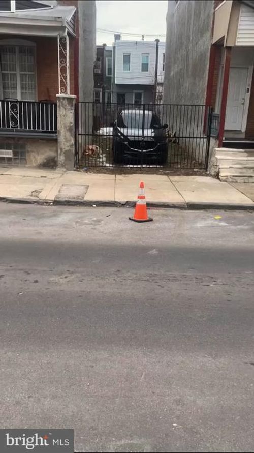 4444 N 16th St, PHILADELPHIA, PA, 19140-1818 | Card Image